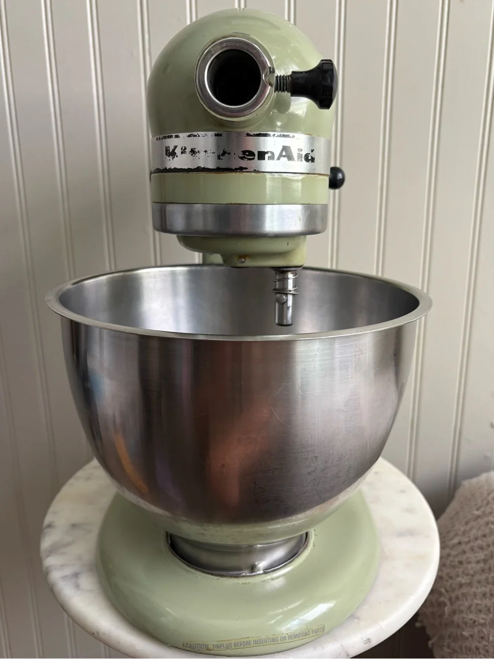 Vintage Hobart KitchenAid Avocado Green 6-Speed Stand Mixer Whisk/Paddle/Hook